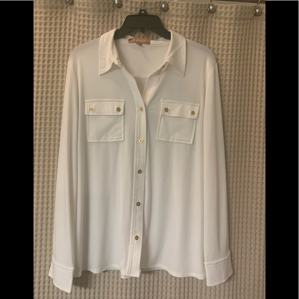 Oversized Ellen Tracy blouse with gold buttons